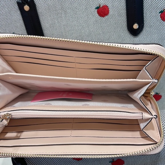 Kate Spade Honeycrisp Red Apple Continental Wallet
Pink Multi - Picture 12 of 16